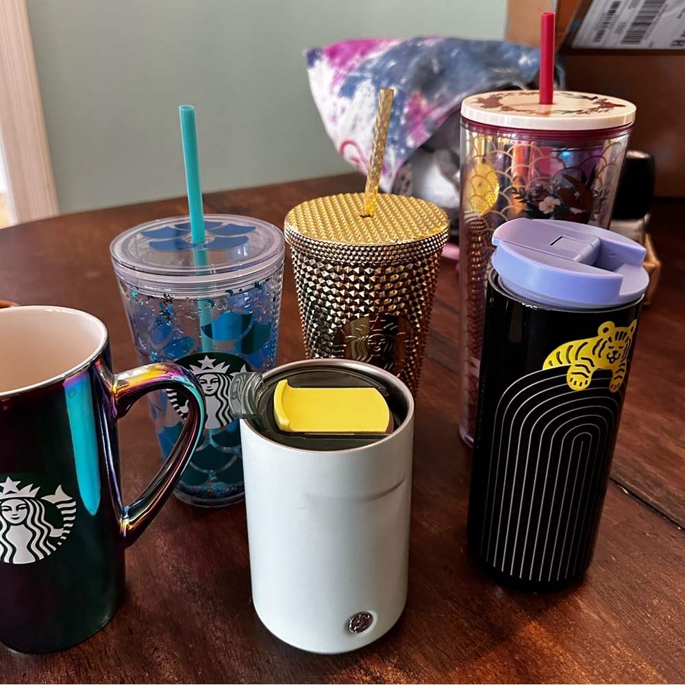 Starbucks mug lot
